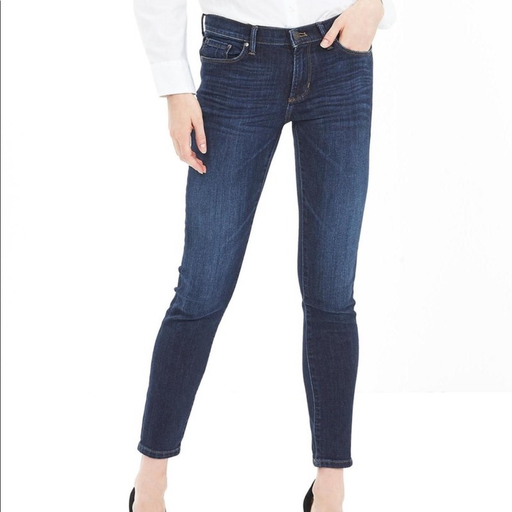 Banana Republic dark wash skinny ankle jeans NWOT